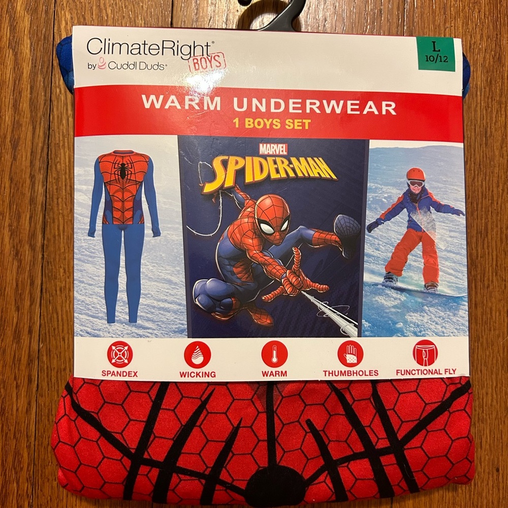 Cuddle duds Spider-Man under set. NWT. Size large 10/12